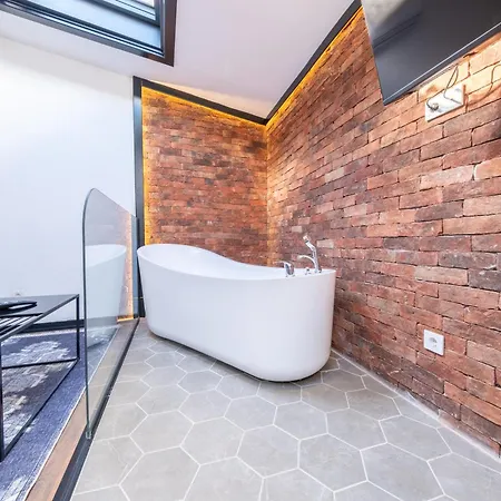 Hexa Sisli 4*